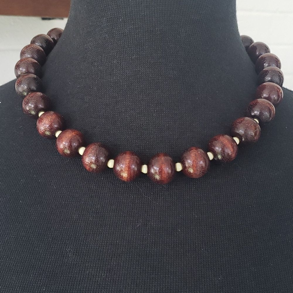 ‎Vintage Brown Necklace